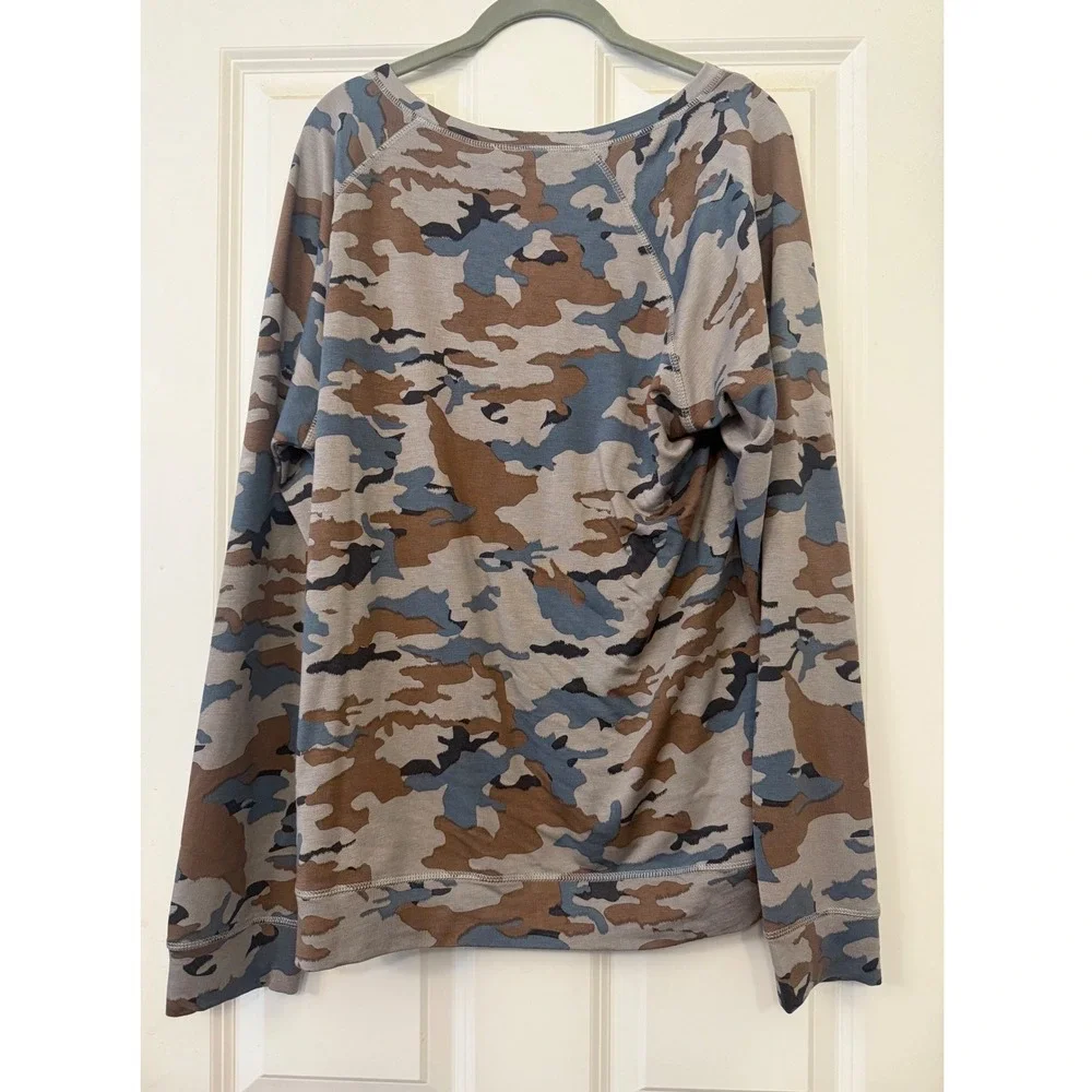 Mono B Camo Print Long Sleeve Top V-Neck Casual Stylish‎ Pullover plus size 1X